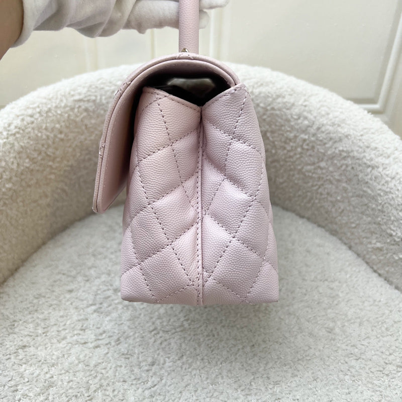 Chanel Small 24cm Coco Handle in 22P Light Pink Caviar LGHW (Model: A92990)