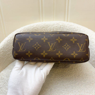 LV Noe Pouch in Monogram Canvas, Fuchsia Interior and GHW