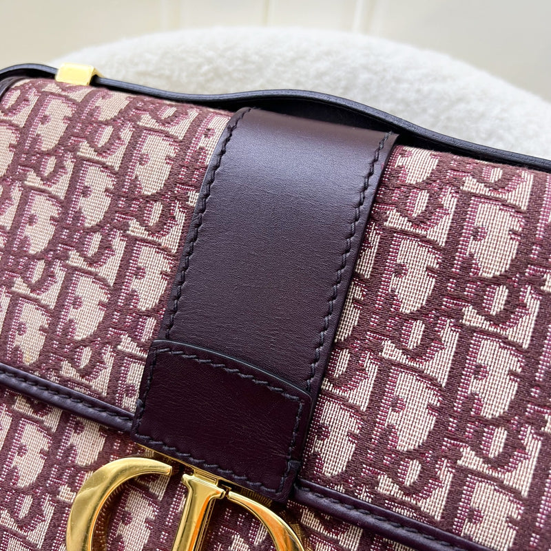 Dior 30 Montaigne Flap Bag in Burgundy Oblique Canvas and GHW (Model: M9203)