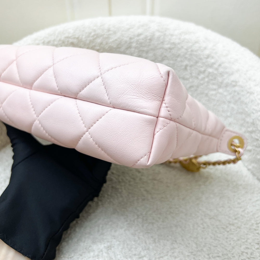 Chanel 25S Hobo Shoulder Bag in Sakura Pink Shiny Lambskin and