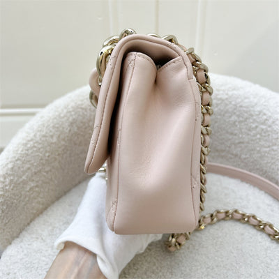 Chanel Seasonal Flap Bag in Light Pink Lambskin LGHW