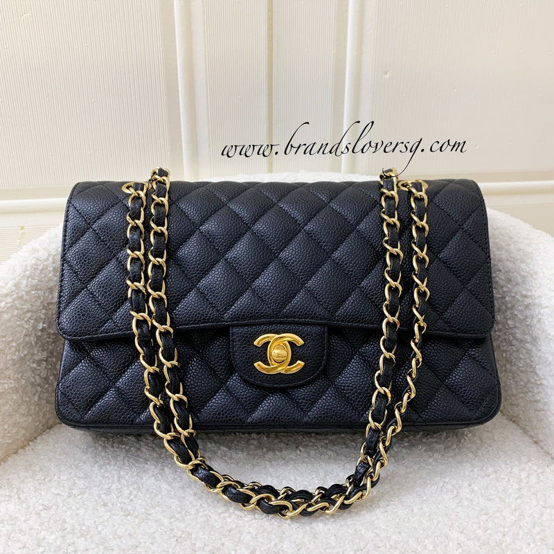 Chanel Medium Classic Flap CF in Black Caviar and GHW