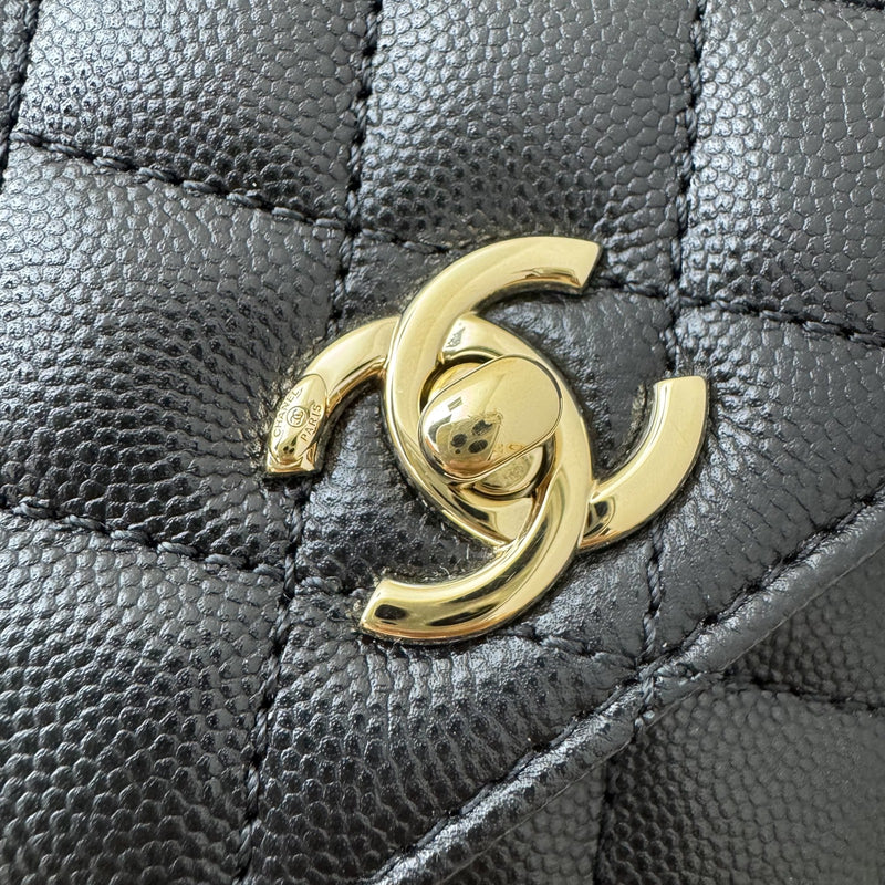 Chanel Small (24cm) Coco handle in Black Caviar, Burgundy Lizard Embossed Calfskin Handle and LGHW (Model: A92990)