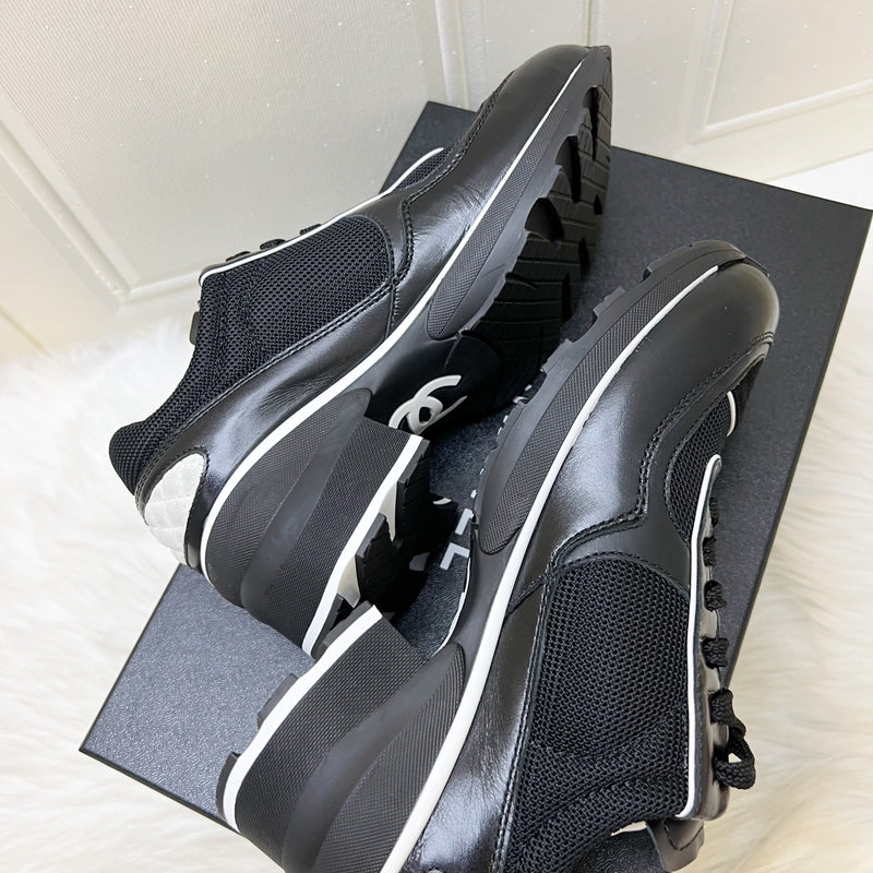 Chanel 25K Sneakers in Black Mixed Fibers and Shiny Calfskin with White Logo and Trimmings Sz 38.5 (Model: G46871)