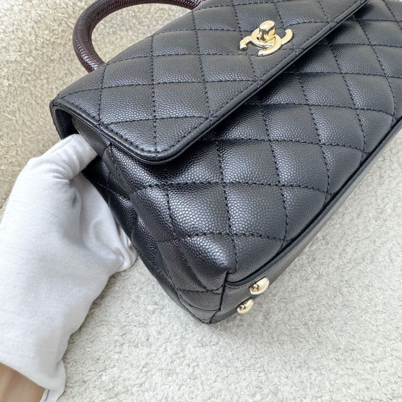 Chanel Small (24cm) Coco handle in Black Caviar, Burgundy Lizard Embossed Calfskin Handle and LGHW (Model: A92990)