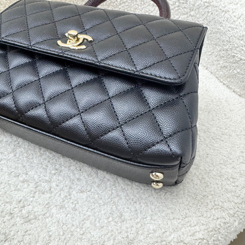 Chanel Small (24cm) Coco handle in Black Caviar, Burgundy Lizard Embossed Calfskin Handle and LGHW (Model: A92990)