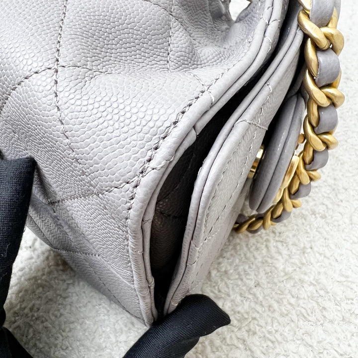 新品、未使用CHANEL25B バラクラバ　グレー LN - Local Set - Feb 2026] Chanel 25 Mini Hobo Bag in 26P Grey