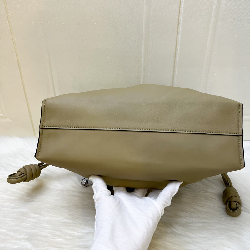 Loewe Medium Flamenco Clutch in Clay Green Nappa Calfskin