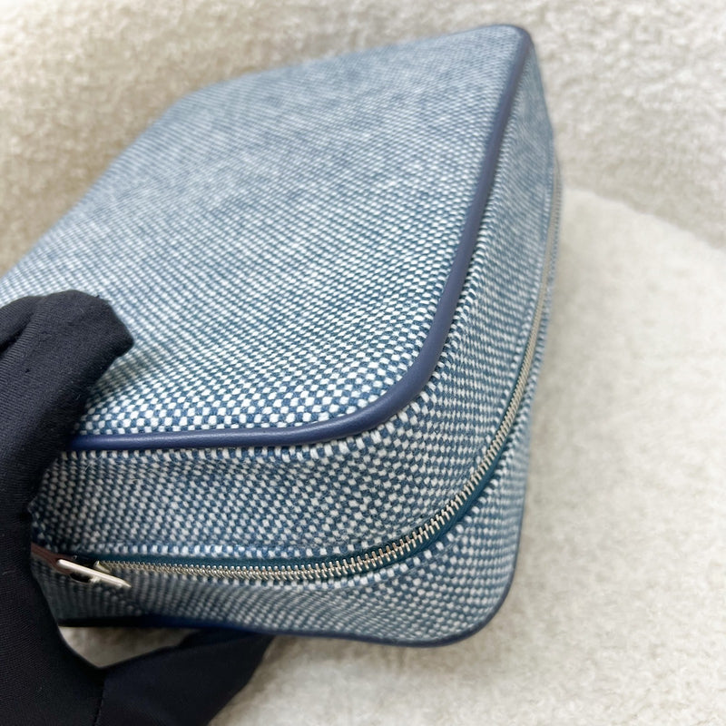 Hermes Chapitre H Cavalier Case, Small Model in Marine Blue 100% Merino Wool