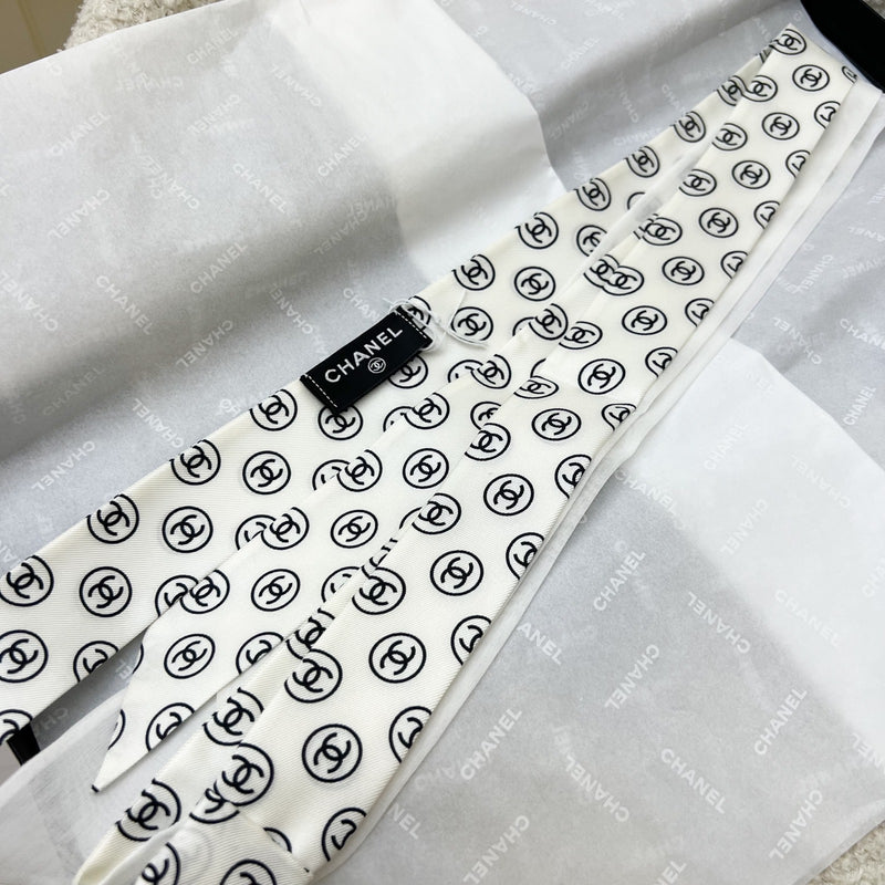 Chanel 25K Slim Bandeau with Black Logo in White Silk