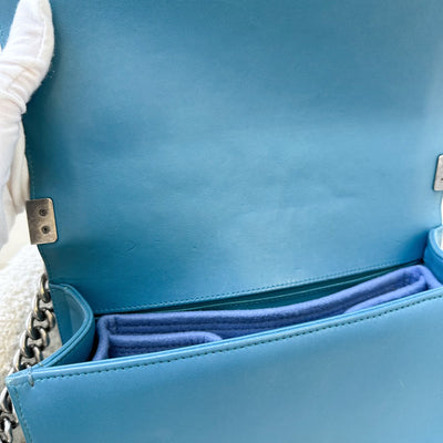 Chanel Medium 25cm Boy Flap in Turquoise Lambskin and RHW