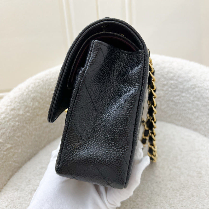 Chanel Medium Classic Flap CF in Black Caviar and GHW
