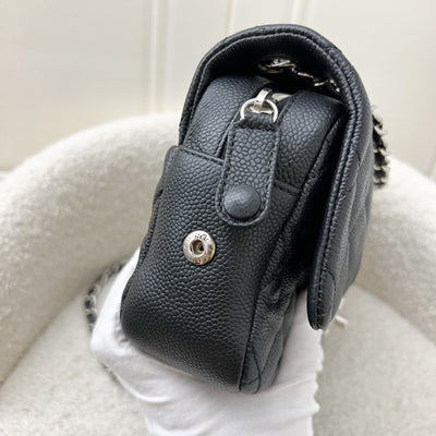 Chanel Easy Caviar Medium Flap Bag in Black Caviar and SHW