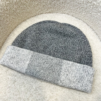 Chanel 25K Beanie with CC Logo in Grey 100% Cashmere (Model: AAB432)