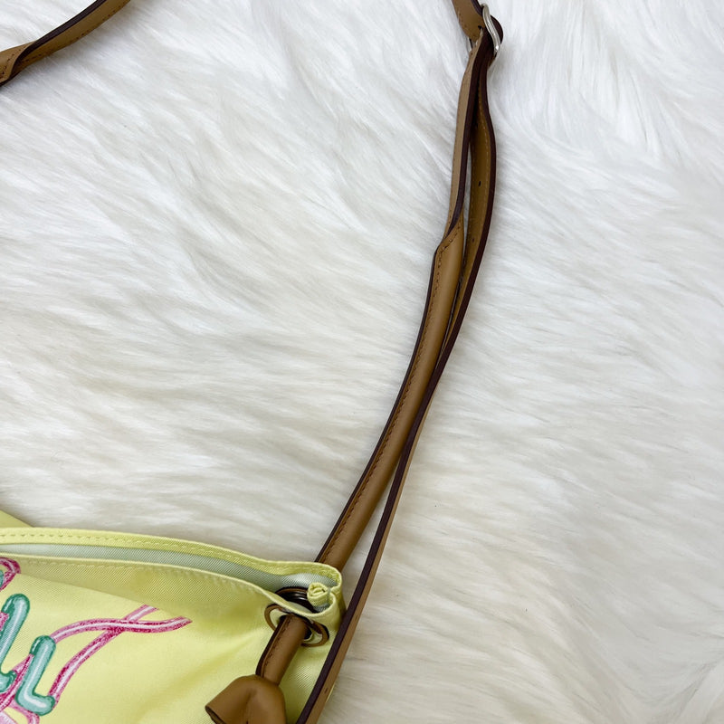 Hermes Silkycity 33 Bag in "Fantaisie Chevaloscope Neon" Printed Silk and Swift Calfskin in Jaune Pâle / Biscuit