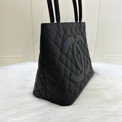 Chanel Vintage Medallion Tote in Black Caviar and SHW