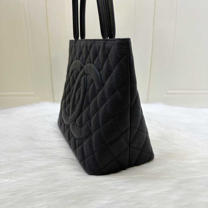 Chanel Vintage Medallion Tote in Black Caviar and SHW