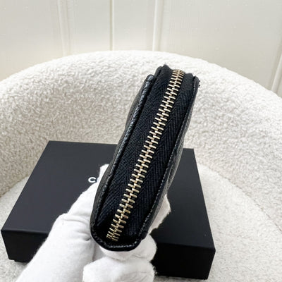 Chanel Zipped Card Holder with Coin Compartment in Black Caviar and LGHW