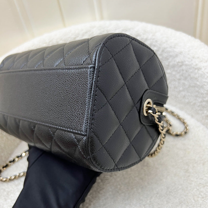 [Brand New - Local Set - 2025] Chanel 25P Bowling Bag in Black Caviar and LGHW (Model: AP4474)