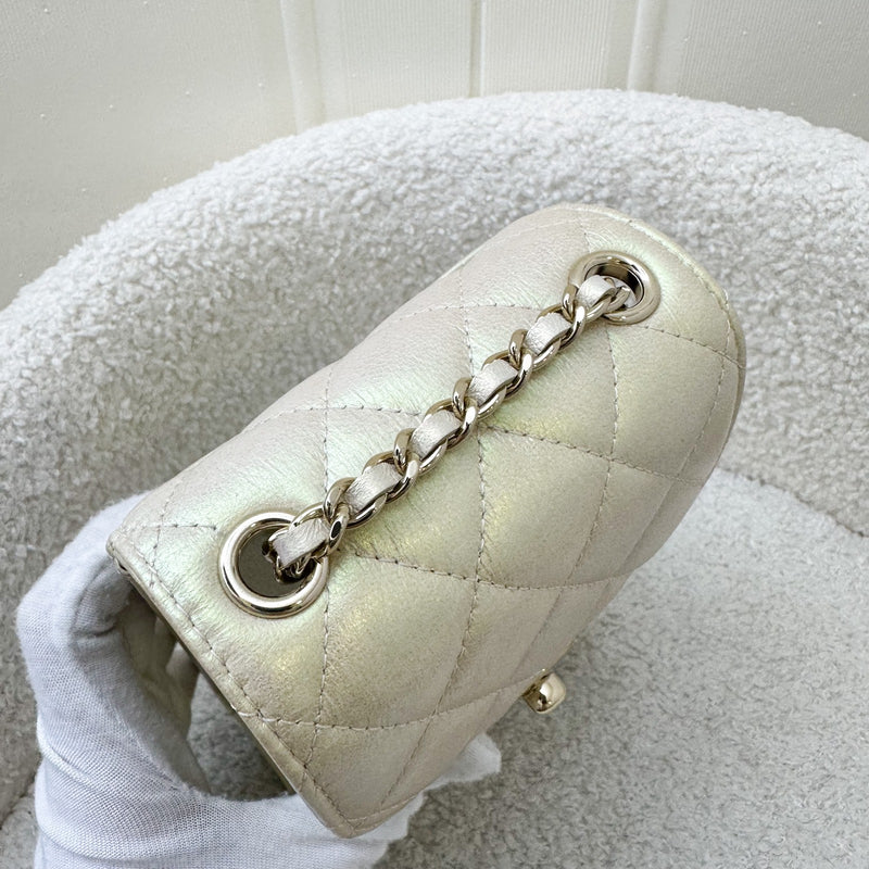 Chanel Clutch with Chain / Phone Holder in 20B Iridescent Ivory Lambskin and LGHW