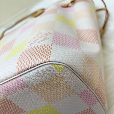 LV Neverfull MM in Damierlicious Peach Damier Giant Canvas and GHW (Model: N40668)