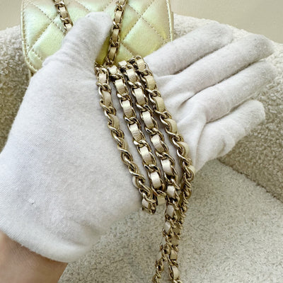 Chanel Clutch with Chain / Phone Holder in 20B Iridescent Ivory Lambskin and LGHW