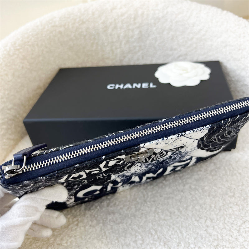 Chanel 2.55 Reissue Small O-Case in 31 Rue Cambon Fabric in RHW