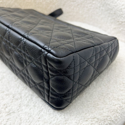 Dior Medium Caro Flap Bag in Black Grained Calfskin and GHW (Model: M9242UWHC)