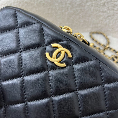 Chanel 22S Pearl Crush Camera Bag in Black Lambskin AGHW