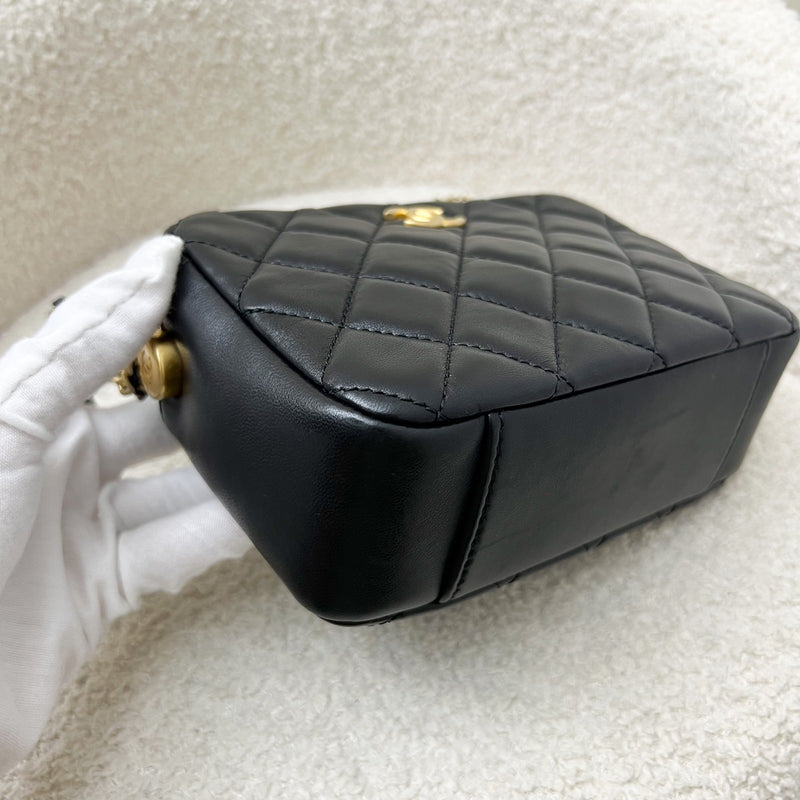 Chanel 22S Pearl Crush Camera Bag in Black Lambskin AGHW