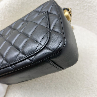 Chanel 22S Pearl Crush Camera Bag in Black Lambskin AGHW