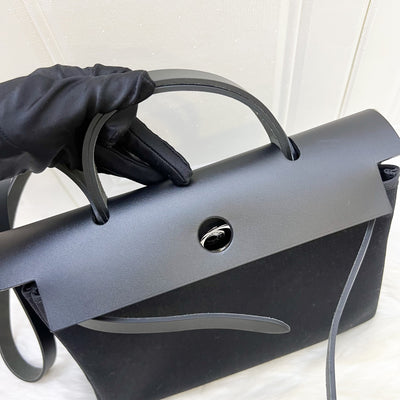 Hermes HSS Special Order Herbag Zip 31 in Noir Black Toile Militaire Canvas, Black Vache Hunter Leather and PHW