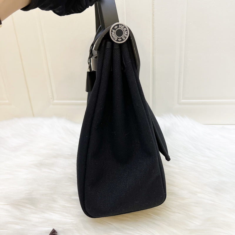 Hermes HSS Special Order Herbag Zip 31 in Noir Black Toile Militaire Canvas, Black Vache Hunter Leather and PHW
