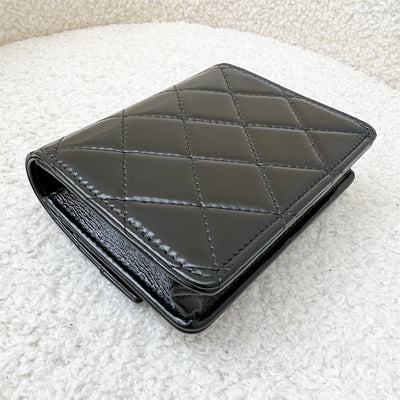 Chanel 24C Flap Card Holder in Black Shiny Calfskin and GHW