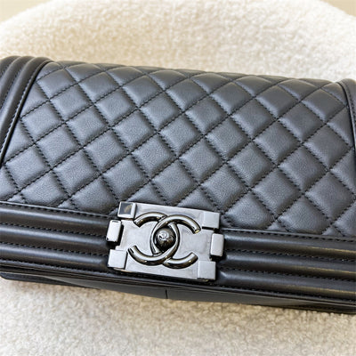 Chanel Medium 25cm So Black Boy Flap in Black Lambskin and BHW