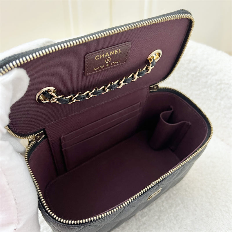 Chanel 20P / 22C Small Vanity in Black Caviar and LGHW