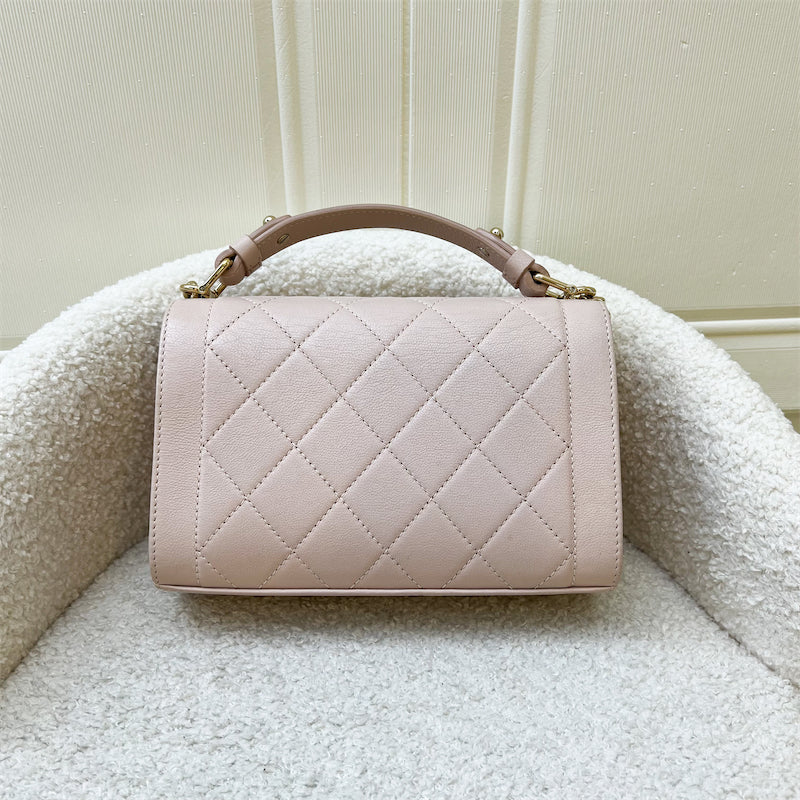 Chanel 17C Click Label Shoulder Bag in Light Pink Calfskin and LGHW