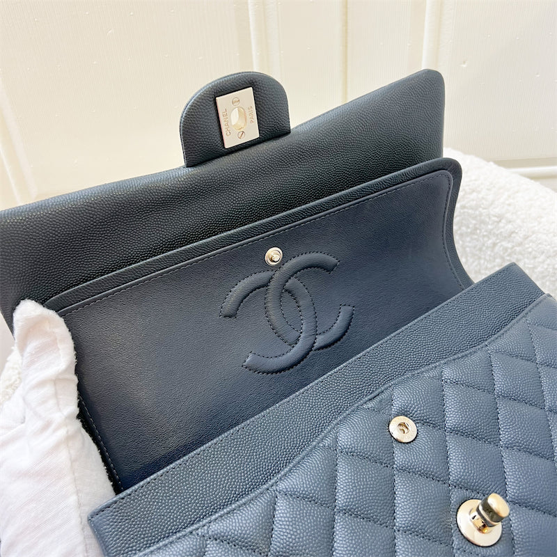 Chanel Medium Classic Flap CF in 18B Dark Bluish Grey Caviar LGHW