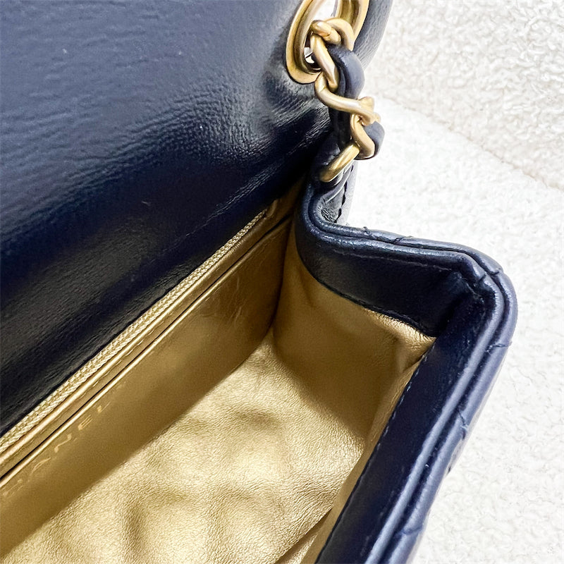 Chanel Pearl Crush Square Mini Flap in Navy Lambskin AGHW