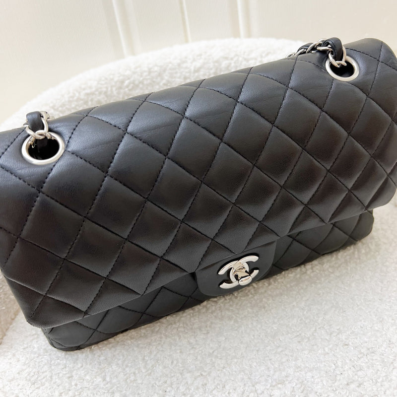 Chanel Medium Classic Flap CF in Black Lambskin and SHW