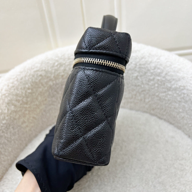 [Dec 2024] Chanel Vanity / Clutch with Chain (LP Style Bag) in Black Caviar and LGHW (Model: AP4385)