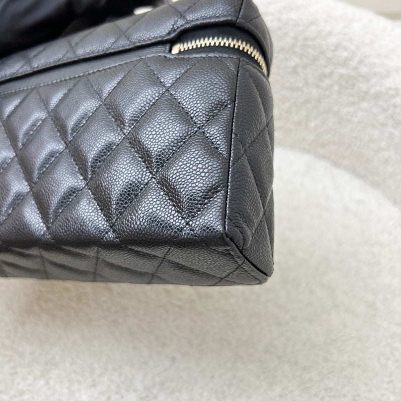 [Dec 2024] Chanel Vanity / Clutch with Chain (LP Style Bag) in Black Caviar and LGHW (Model: AP4385)