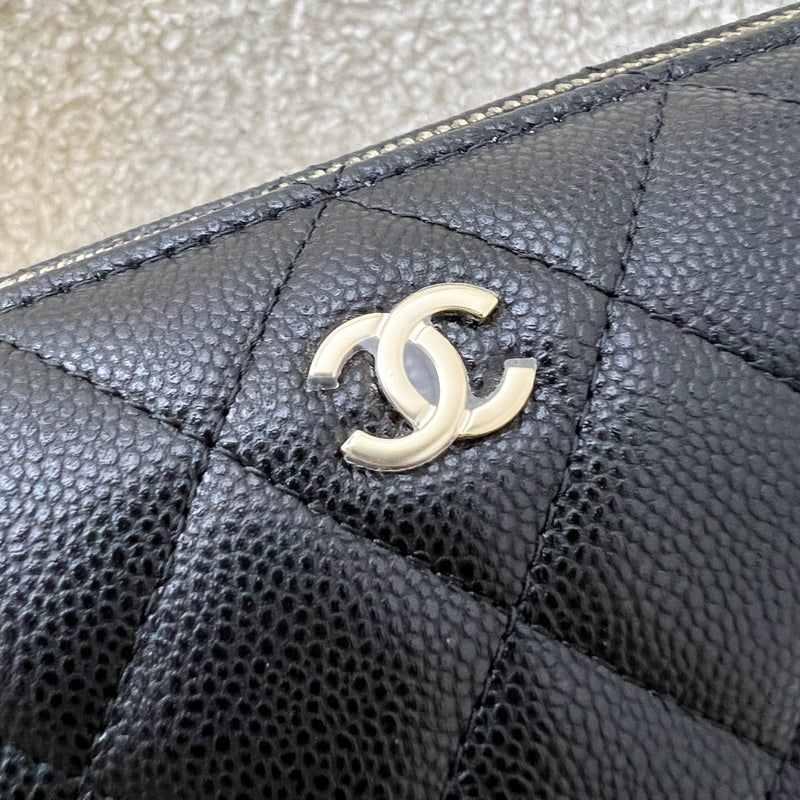 Chanel 25A Clutch on Chain in Black Caviar and LGHW (Model: AP4704)