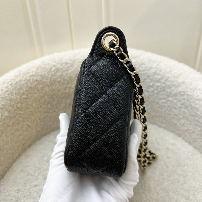 Chanel 25A Clutch on Chain in Black Caviar and LGHW (Model: AP4704)
