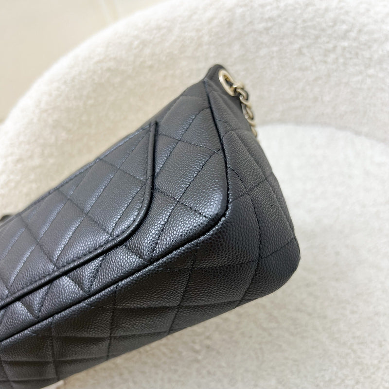 Chanel 25A Clutch on Chain in Black Caviar and LGHW (Model: AP4704)