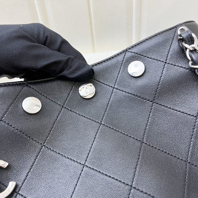 Chanel 25P Tote Bag in Black Shiny Lambskin and SHW (Model: AS5418)