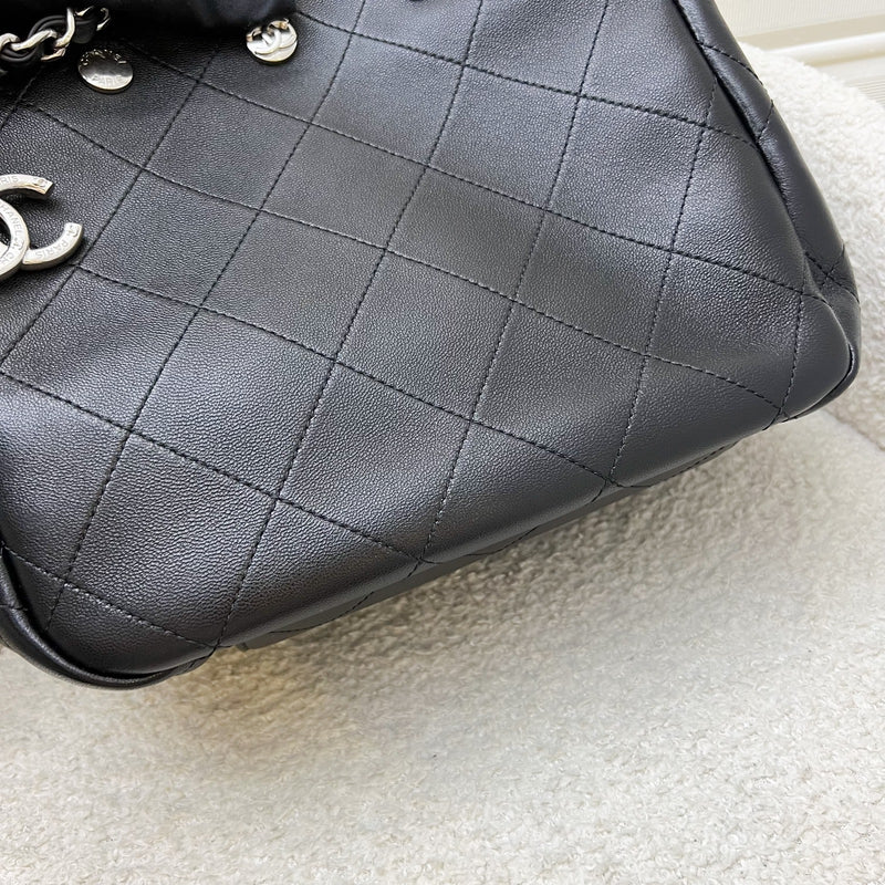 Chanel 25P Tote Bag in Black Shiny Lambskin and SHW (Model: AS5418)