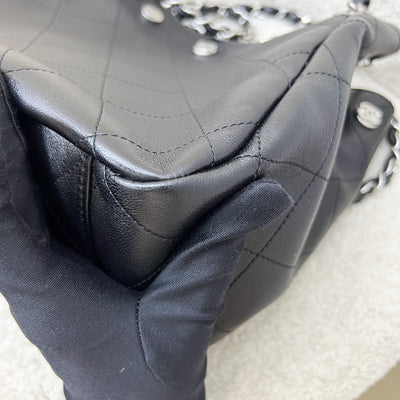 Chanel 25P Tote Bag in Black Shiny Lambskin and SHW (Model: AS5418)