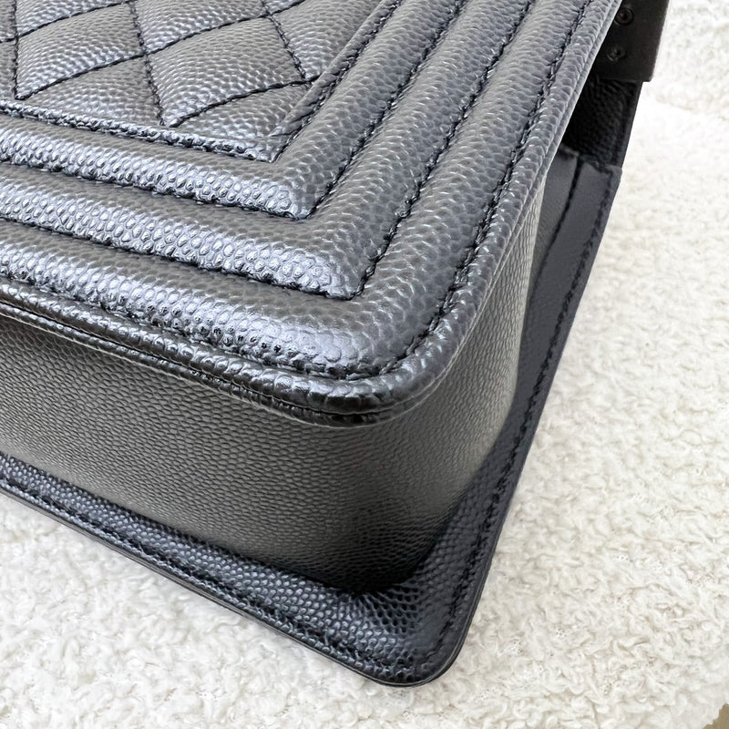 Chanel Medium 25cm Boy Flap in Black Caviar and RHW (Model: A67086)