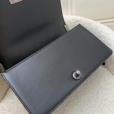 Chanel Medium 25cm Boy Flap in Black Caviar and RHW (Model: A67086)